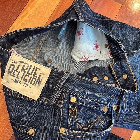🌸 True Religion Avery Distressed Button Fly Jeans Size 25/35 Long USA - Picture 5 of 12